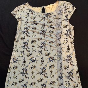 Cute summer shirt Size Large